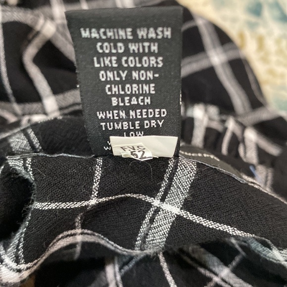 INC International Concepts snap button western black & white top size large - Picture 6 of 6